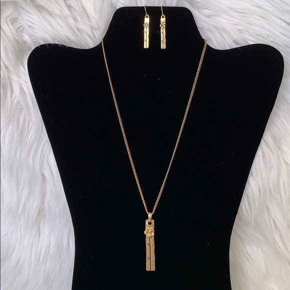 Bar Necklace & Earrings Set - Picture 2 of 3